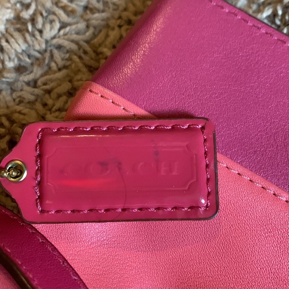 COACH purse - Picture 7 of 7